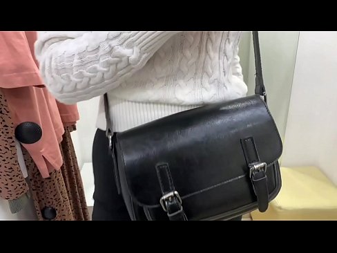 ❤️ Public masturbation sa batan-ong bitch FeralBerry nga adunay dildo sa fitting room ❌ Porn video sa pornograpiya ceb.eviewporn.ru ❌❤